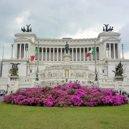 Roma Central Studio شقة