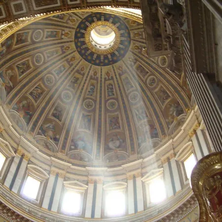 Roma Central Studio *