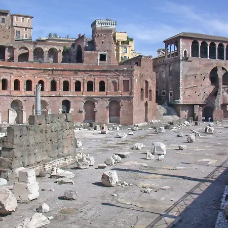 Roma Central Studio *